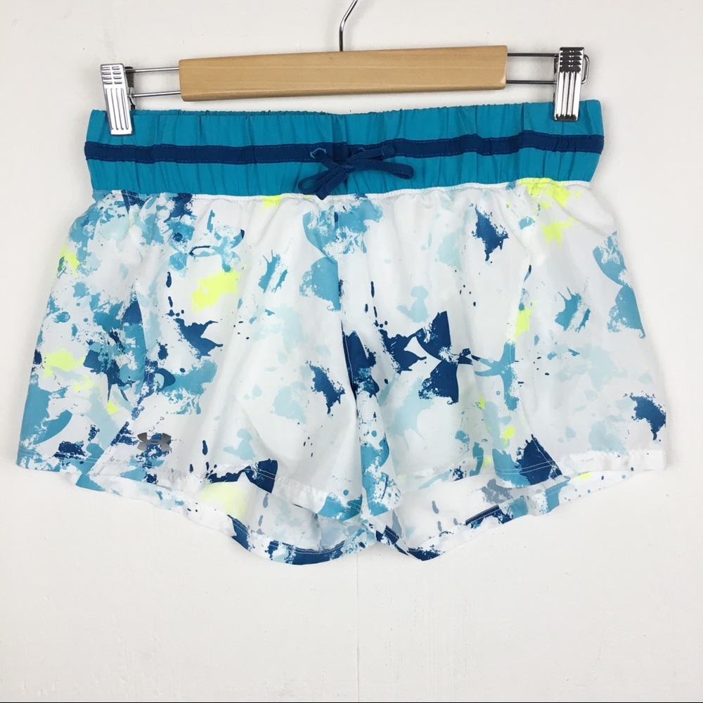 Under Armour Heat Gear Semi Fitted Shorts